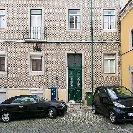 Lovelystay - Cozy 3Bdr Apartment In Estrela Lisboa Exterior foto