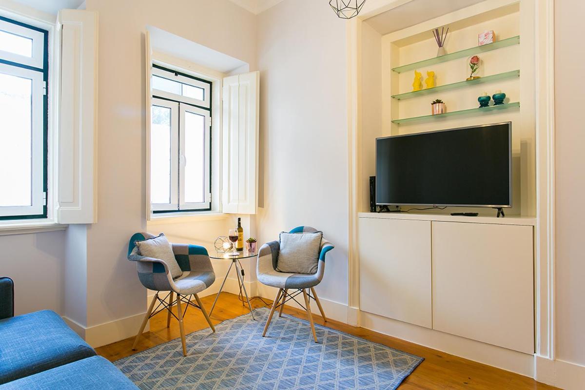 Lovelystay - Cozy 3Bdr Apartment In Estrela Lisboa Exterior foto